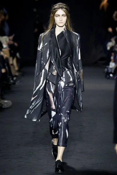 Look 20